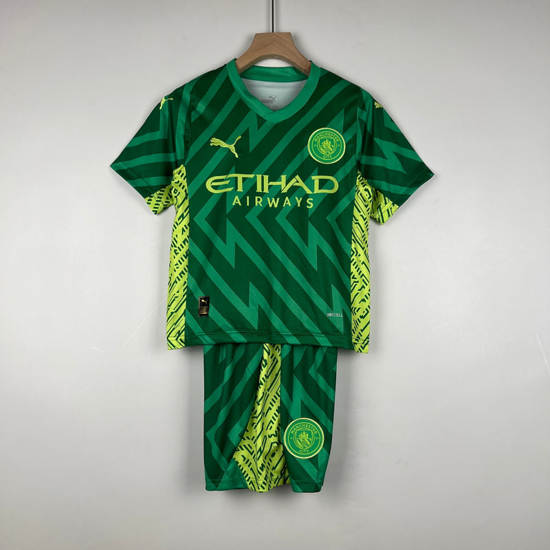 MANCHESTER CITY IV GUARDA REDES 23/24 CONJUNTO INFANTIL